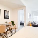 Stylish 3Br Luxury Retreat In The Heart Of Fidi