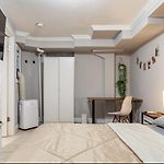 Private Bedroom With Shared Bathroom In Union Square Downtown Manhattan - Steps From The Best Dining & Nightlife!