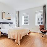 Blueground Midtown South Rooftop Nr Bryant Park Nyc-2058