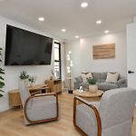 Chic 4Br Stay-Steps Away From Central Park