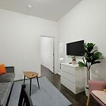 The Nolita Vibe 8685