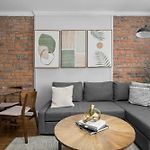 Stylish 3-Bedroom Lower East Side Stay