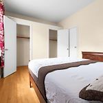 Fully Furnished 1Br Apartment In Sunnyside - Near Subway