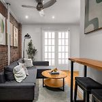 Stylish 2-Bedroom Stay In East Village