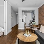 Stylish 3-Bedroom Lower East Side Stay