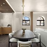Midtown Penthouse With Empire State Views In Nyc