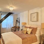 Gorgeous 2 Bedroom 2 Baths Nyc Oasis