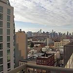 Hotel Vetiver / Manhattan Skyline