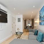 Modern Chic 3Br-Heart Of Fidi Seaport