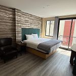 Skylux Hotel - Long Island City