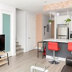 Luxury 2-Story Penthouse In Brooklyn With Private Rooftop Views