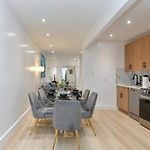 Modern Chic 3Br-Heart Of Fidi Seaport