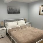 Minutes From Manhattan 2-Bedroom Apartments In Lic Astoria Queens