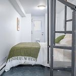 Charm 2Bd In Upper East Side With Backyard