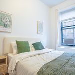 Charm 2Bd In Upper East Side With Backyard