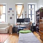 Small Budget Studio For X\'Mas In Manhattan