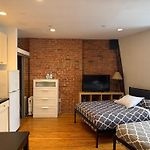 Manhattan House Studios