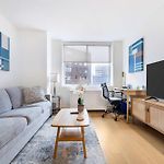 Luxury 1Br With Rooftop Gym & Laundry