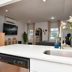 Prime West Village Hideaway Studio - Walk Everywhere