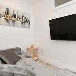 Chic 2Br Steps To Central Park