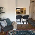 Charming One-Bedroom Apartment In The Heart Of Park Slope