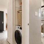 Stylish Apartment Near Airport By Train Easy Access To Manhattan