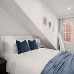 Family-Friendly Nyc Retreat Walk To Seaport