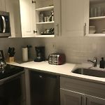 Sandy\'S Place Nyc II