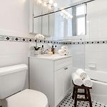 Midtown Park Ave Spacious Charming Gem Chrysler View Corner Studio Apt