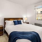 Williamsburg Gardens 3Br Floor-Through Unit With Private Yard