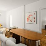 Williamsburg Gardens 3Br Floor-Through Unit With Private Yard