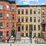 The Lewis Avenue Apartments - Brooklyn Nyc