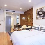83-3W Ues Central Park Newly Furnished Xl Studio