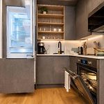 Cozy Apartment With Balcony&Washer Close To Train