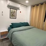 The Broadway Escape - Private Room In Times Square