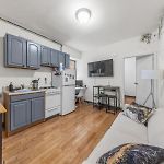 Chic Times Square 1Br Entire Apt - Private Kitchen & Bath - Hosts 4