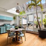 Village Place By Stayhaus 2Br With 3 Terraces