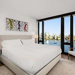 Embassy II 24Th Floor 2Br With Doorman Gym Pool