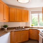 Grand East Side Home, Spacious & Cozy 3 Bedroom Retreat