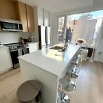 5 Mins To Midtown Luxury Corner 2Br2Ba Apt With Fabulous City View