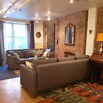 Harlem\'S Finest Apt And Garden!