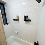 Modern Upper East Side Studio Next To Central Park