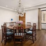 Ultra-Luxury Fifth Avenue Residence
