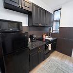Modern Upper East Side Studio Next To Central Park