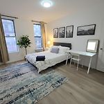 2 Bedroom Apartment With Kitchen