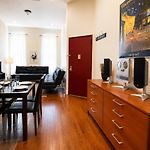 Fabulous & Large 2 Bedroom In Nyc!