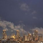 Bright Studio Apt In Lic With Views, Fully Equipped!