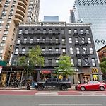 1290 Ues Apartments