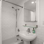 Cooper Terrace 1Br Light-Filled Loft With Balcony In Elevator Building