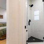 Renovated Unit In Brooklyn Washerdryer